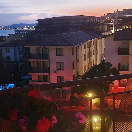 La Terrace Sea View