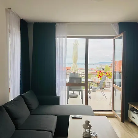 La Terrace Sea View Apartment