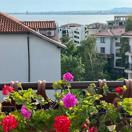 Apartment La Terrace Sea View *