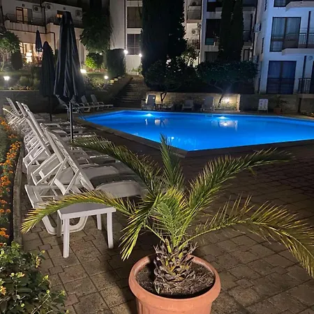 La Terrace Sea View *